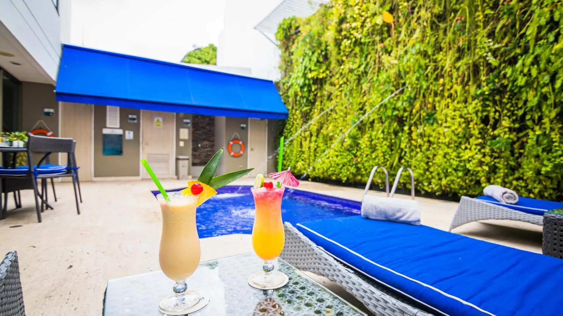 Varanasi Hotel Boutique Aeropuerto Cartagena 4*,  Colombia