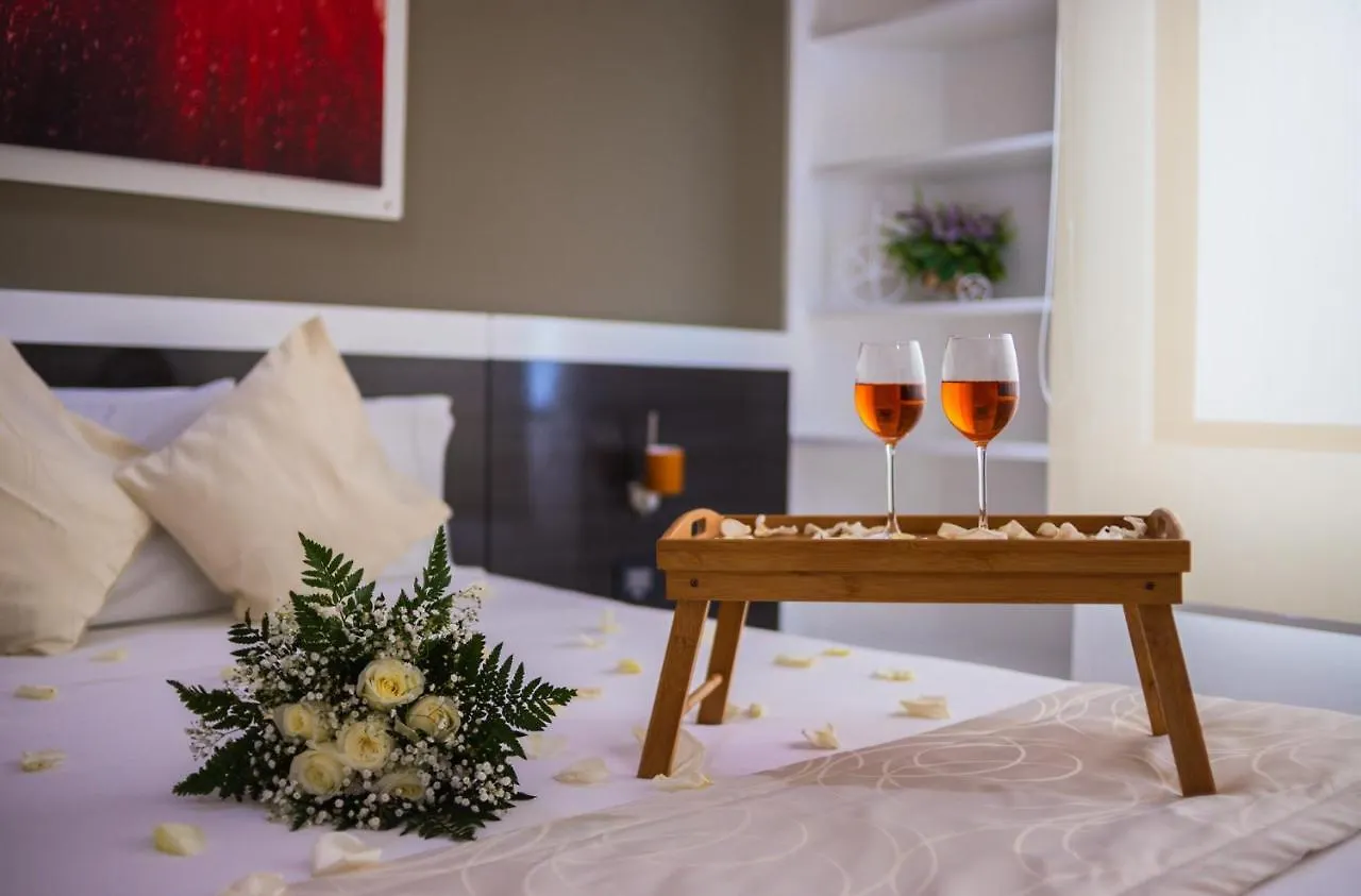 Varanasi Hotel Boutique Aeropuerto Cartagena