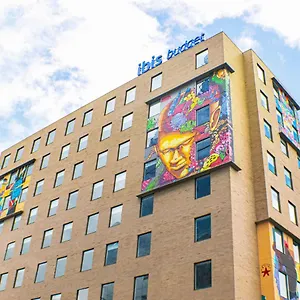 ** Hotel Ibis Budget Marly Colombia