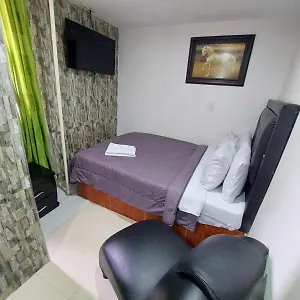  Hotel Punto 100 Colombia