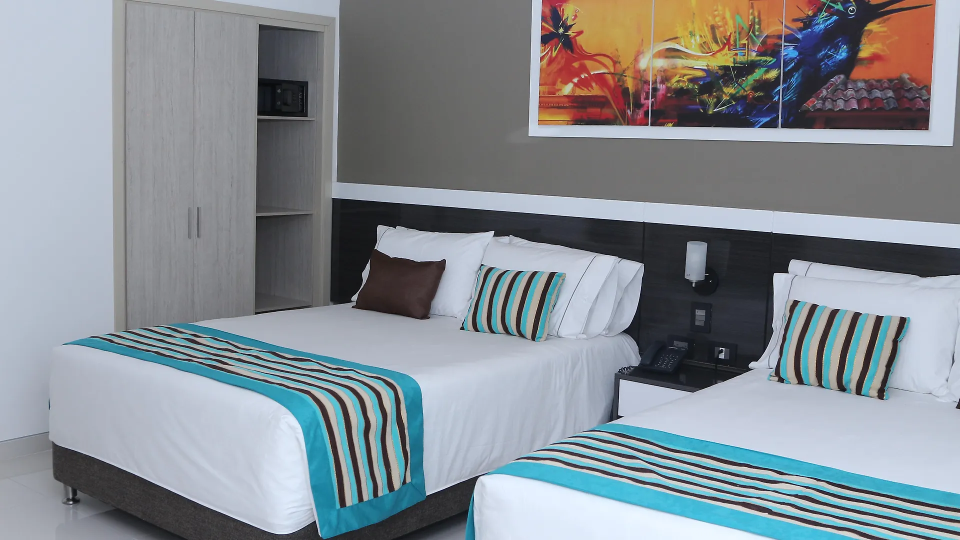 ****  Varanasi Hotel Boutique Aeropuerto Cartagena Colombia