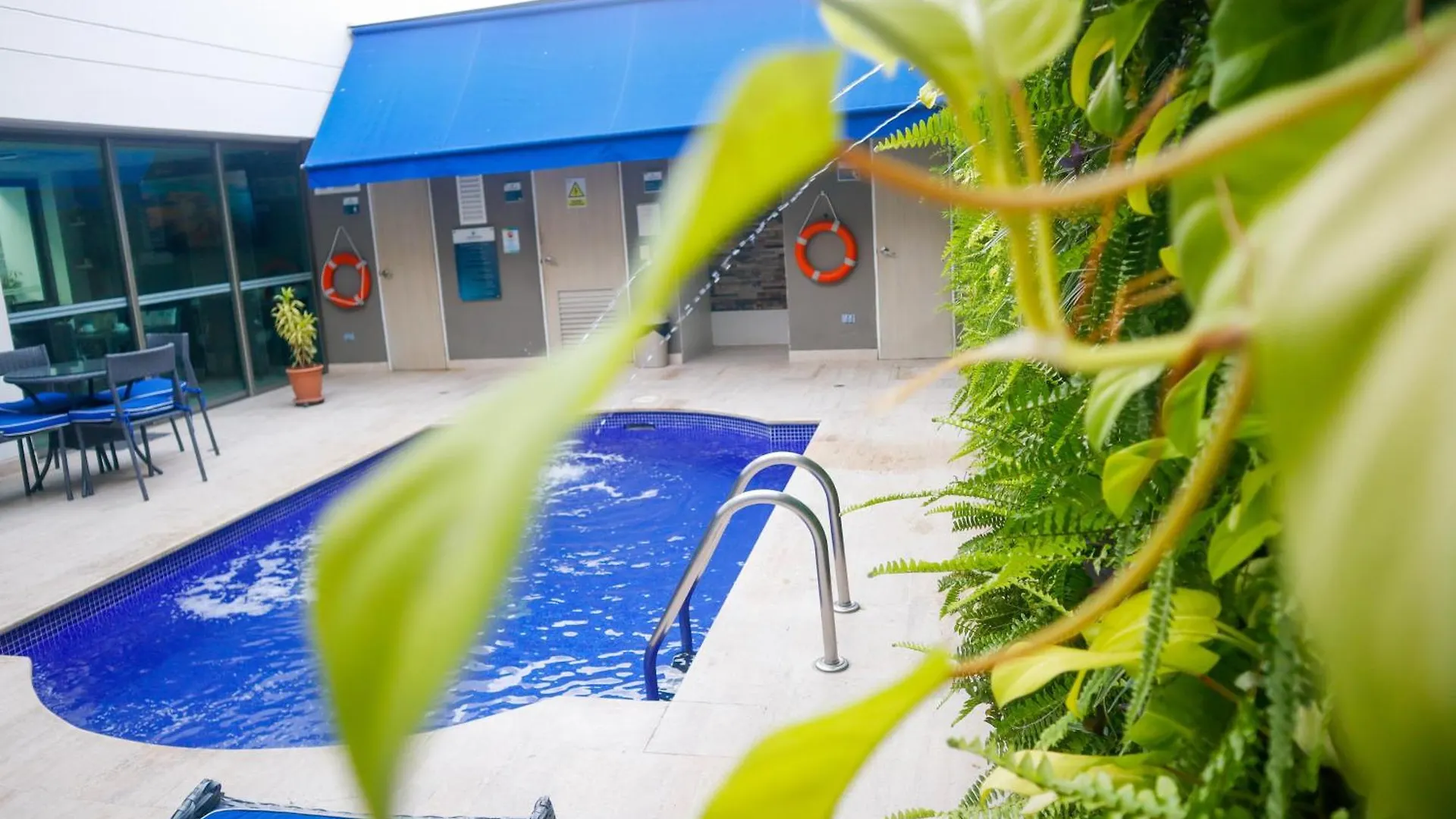 ****  Varanasi Hotel Boutique Aeropuerto Cartagena Colombia