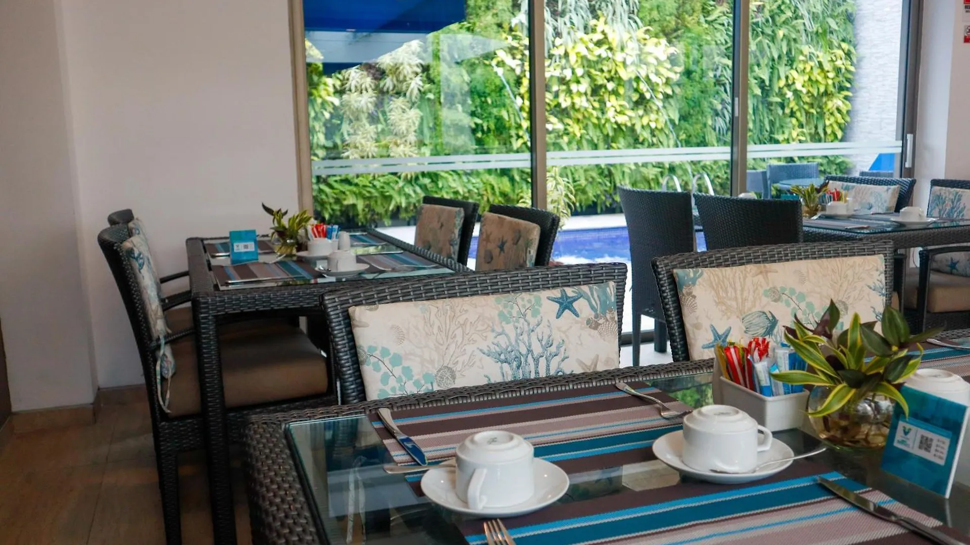 Varanasi Hotel Boutique Aeropuerto Cartagena