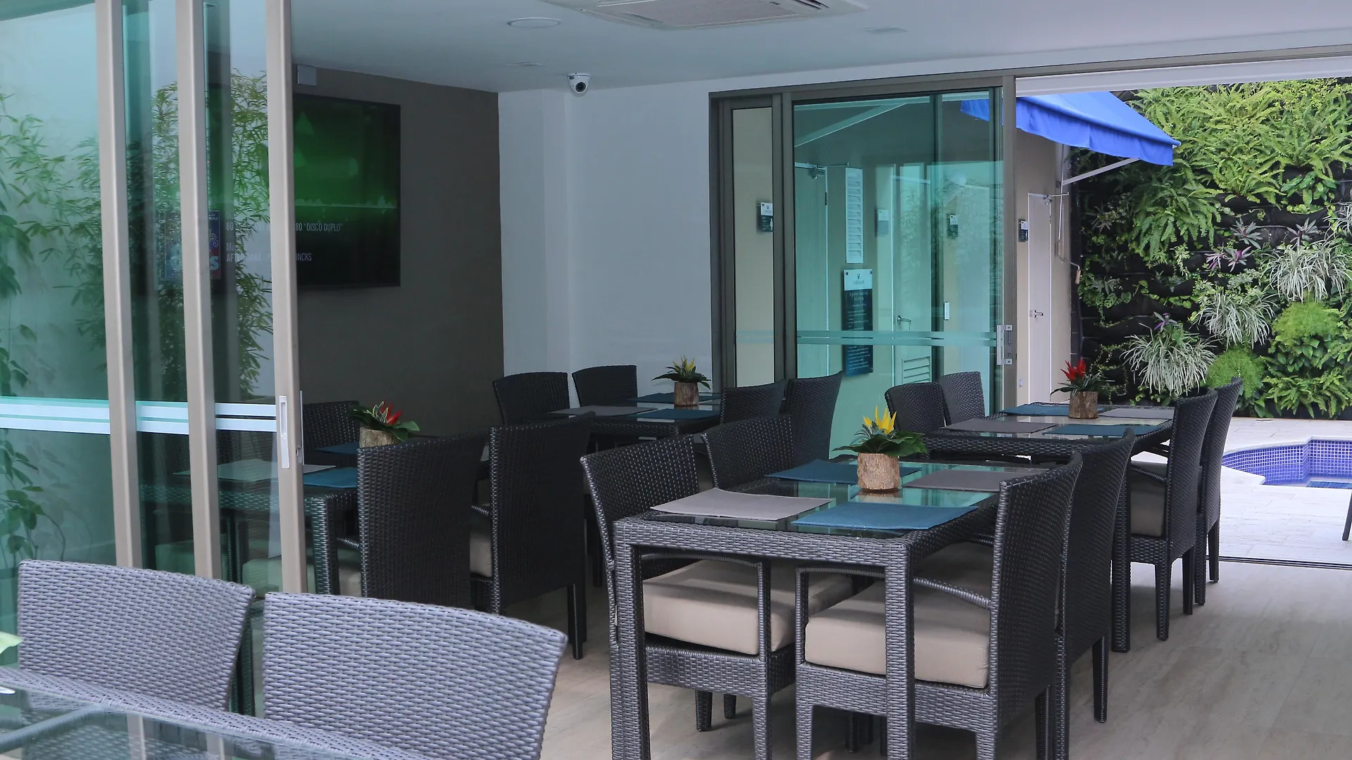 Varanasi Hotel Boutique Aeropuerto Cartagena