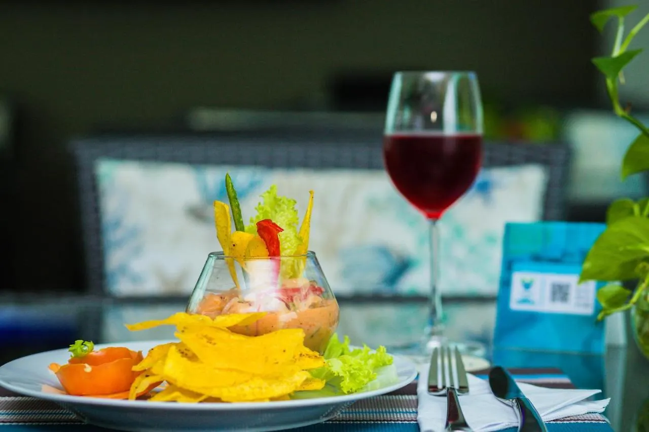 Varanasi Hotel Boutique Aeropuerto Cartagena